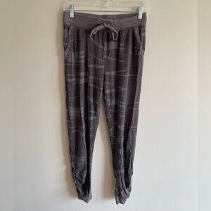 Z Supply Gray Camoflauge Joggers